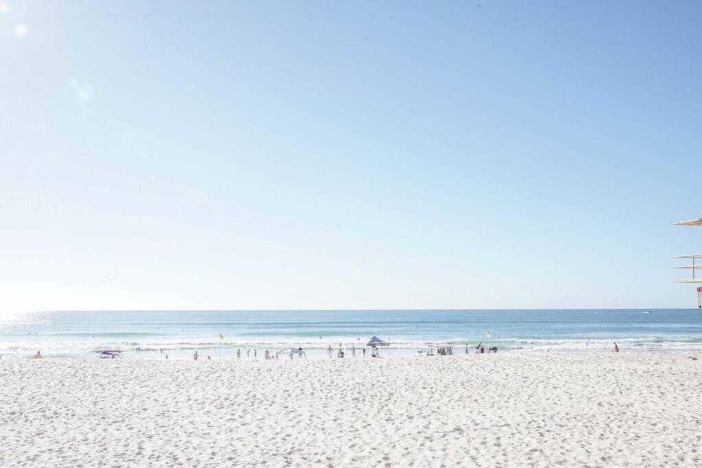 Broadbeach Apartment Level 10 With Beach Views Gold Coast Exterior foto